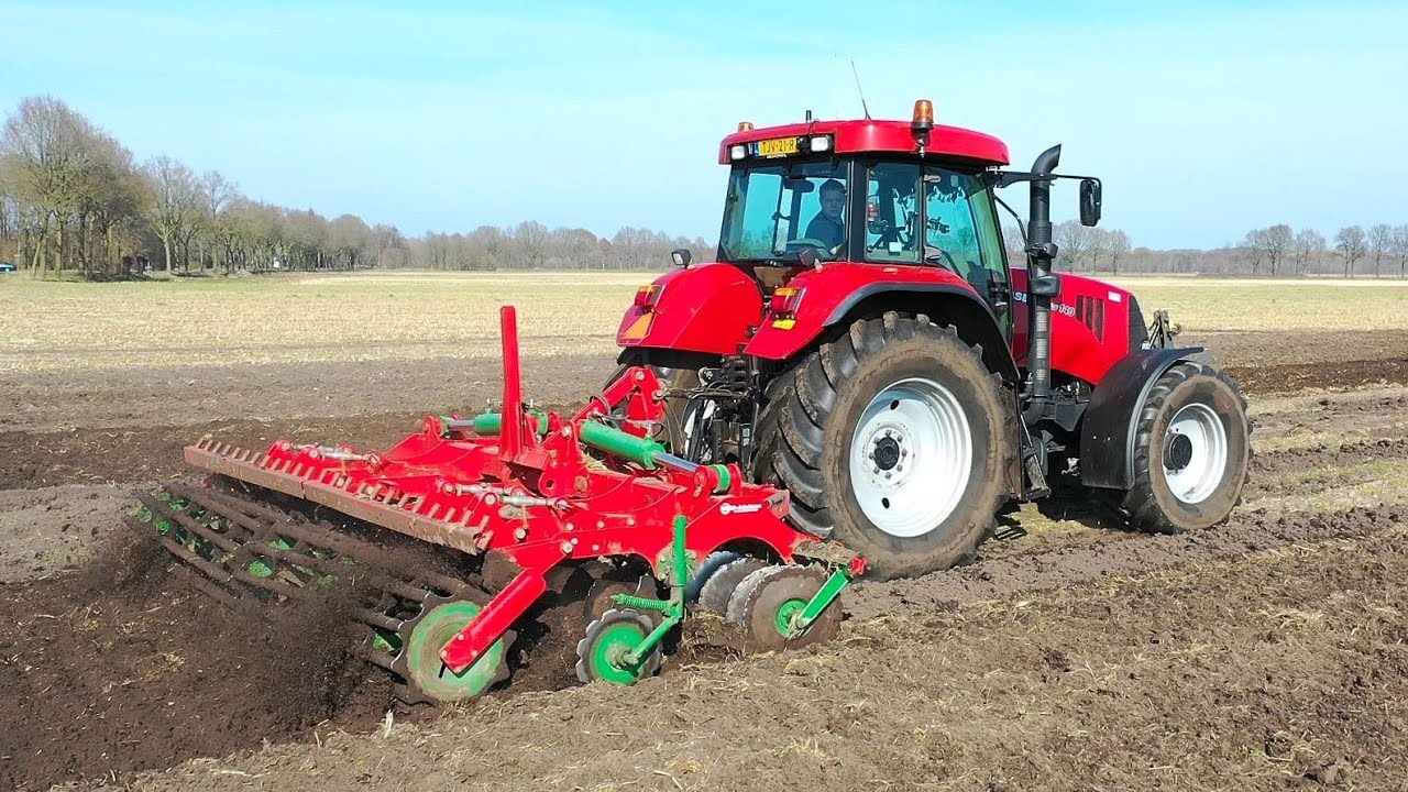 Bouwland bewerken met CASE IH CVX 140  + schijveneg 4.5 Mtr.
