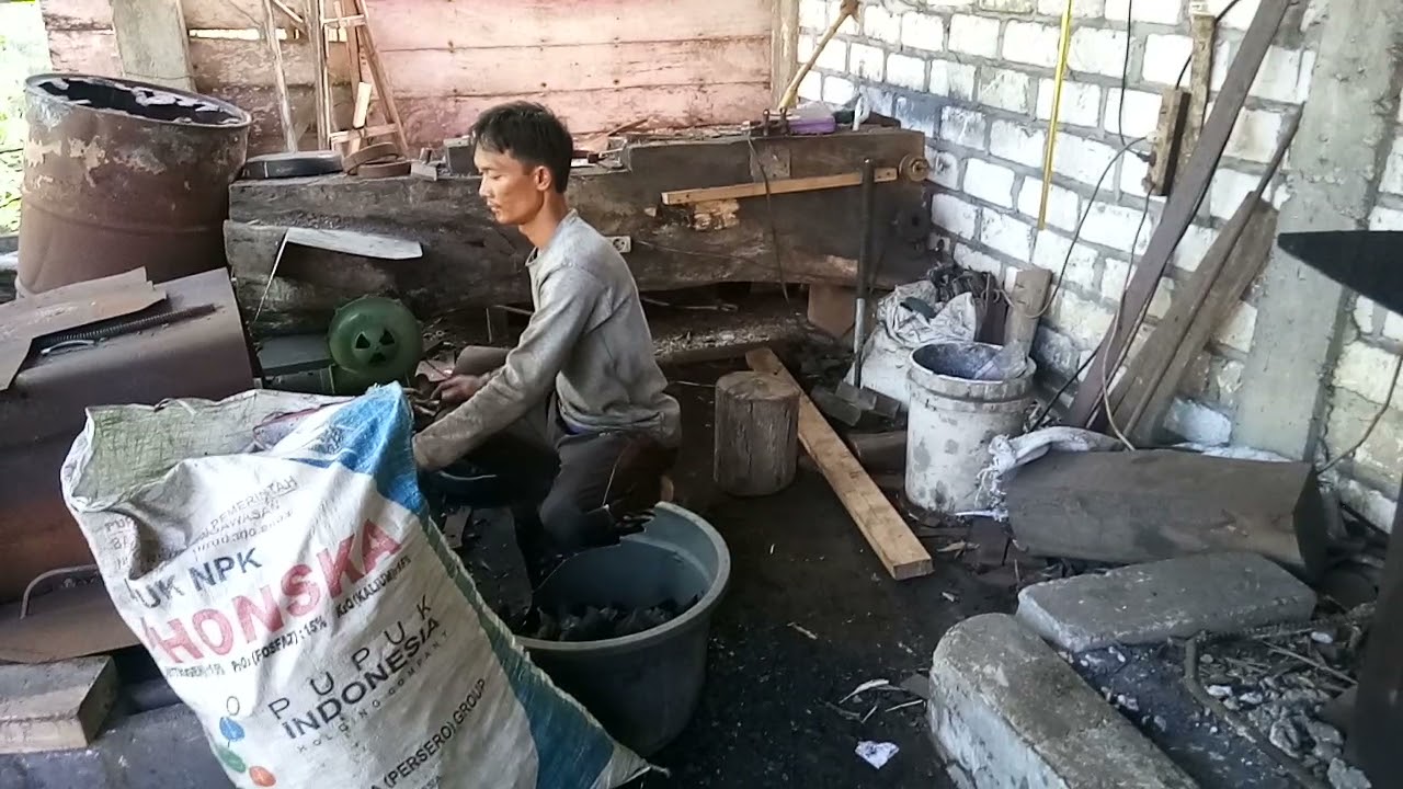 Uji coba kekuatan power hammer dg besi ulir 25 mm.