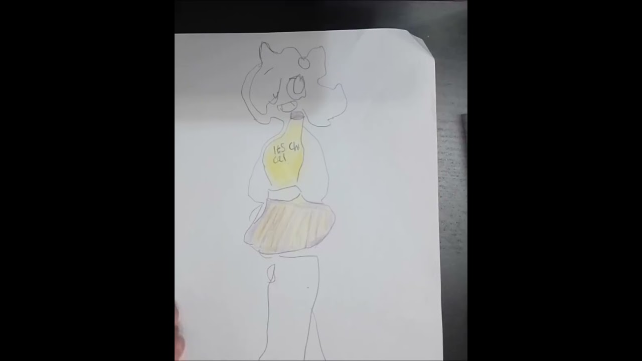 Colouring in chica from FNAF !!!! ♥️