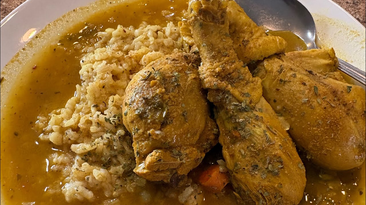 Happy Friday yesterday I boiled 6 chicken legs for dinner with some rice.