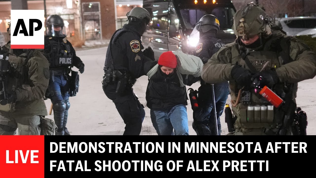 LIVE: Demonstration in Minnesota after fatal shooting of ICU nurse Alex Pretti