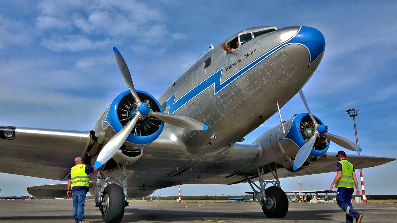 MALEV Li-2 (Douglas DC-3) FULL FLIGHT | Boarding, Startup, Takeoff, Landing @ Budapest | Trip Report