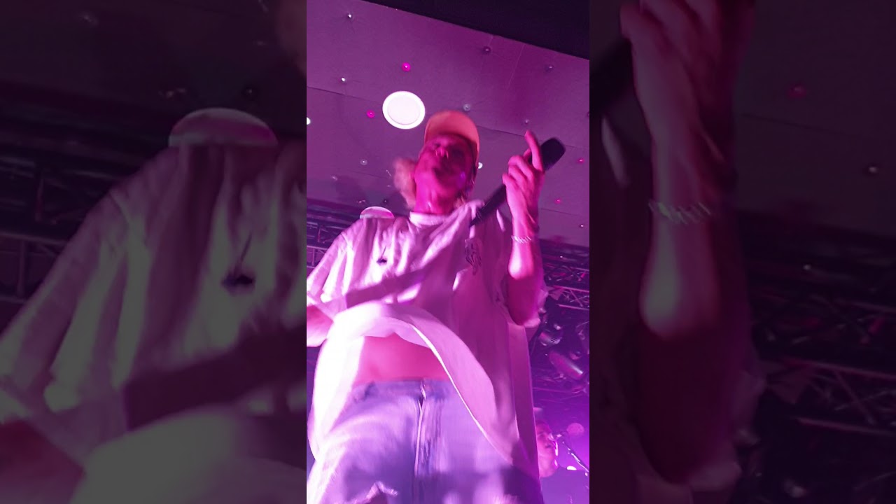 Counterfeit live 'Get out'