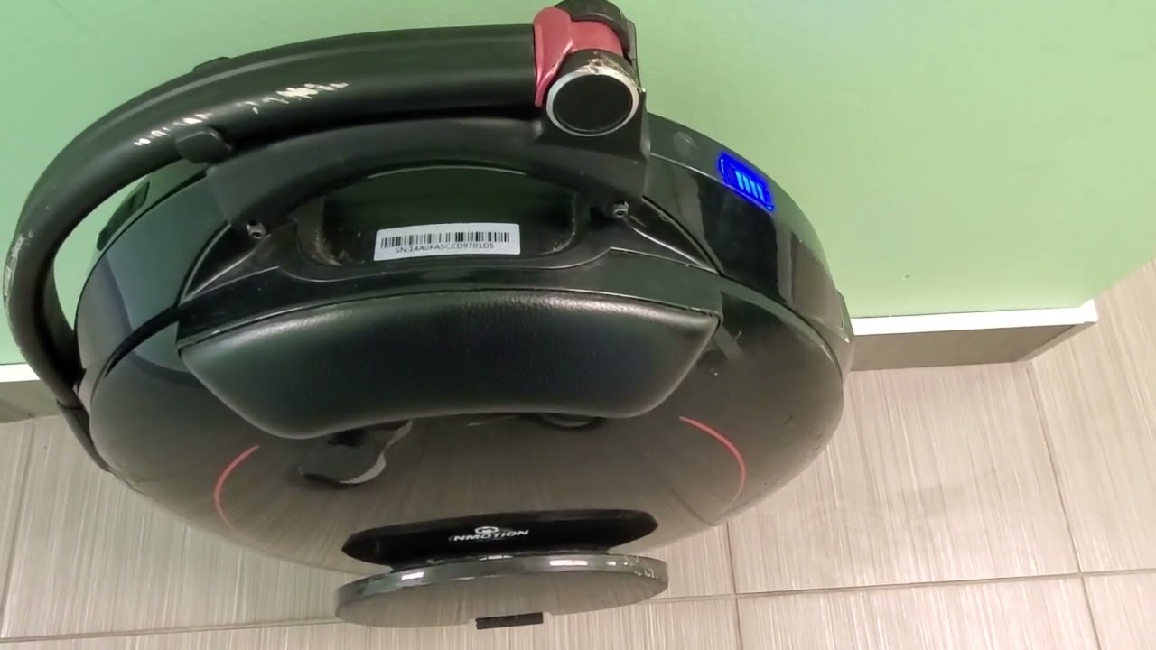 Just got a USED INMOTION V5F EUC electric unicycle Hopefully its easier to train on as its lighter