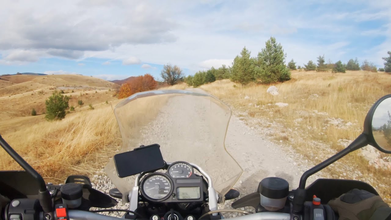 Historical road Petrohan Autumn / Исторически път Петрохан през есента