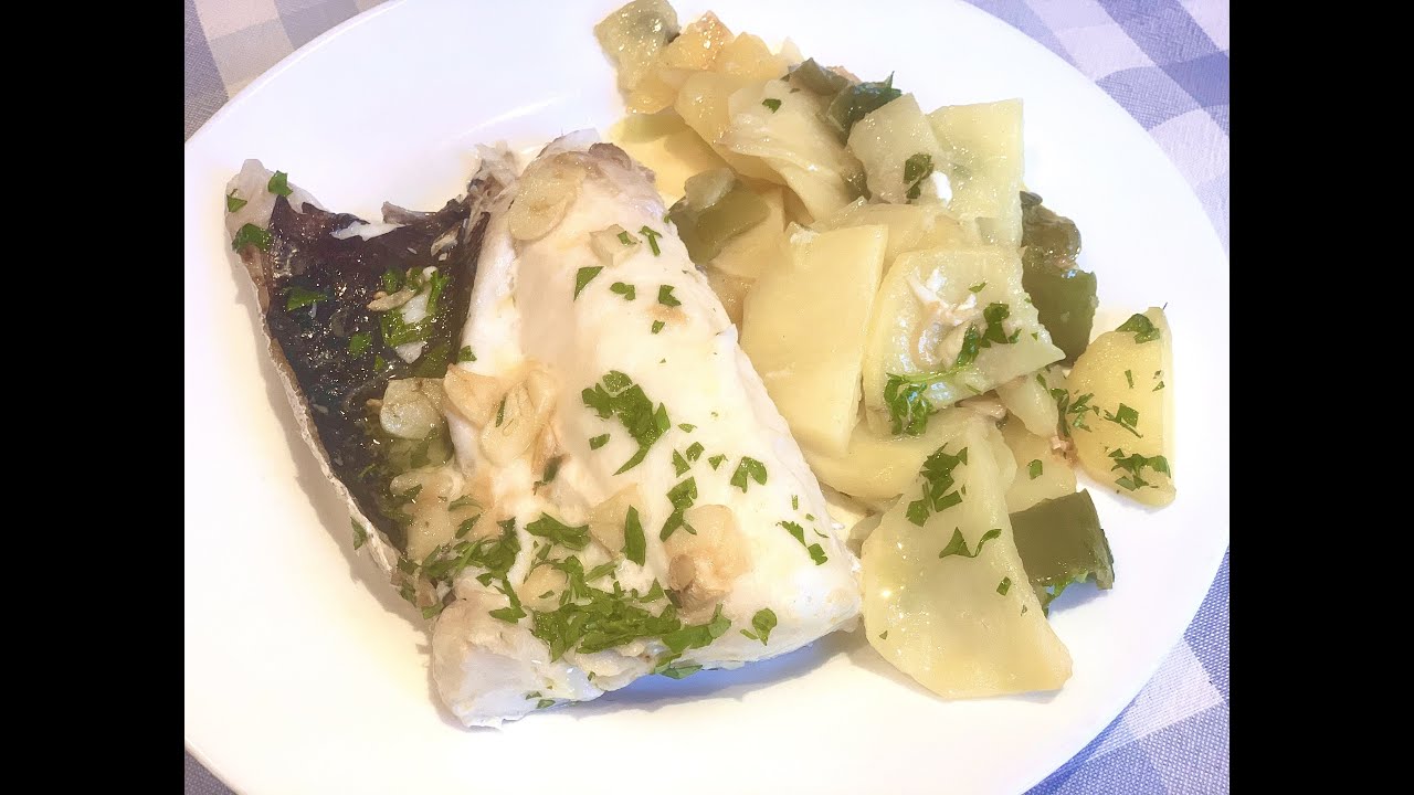 RECETA DE COGOTE DE MERLUZA AL HORNO CON REFRITO DE AJOS |  COCINA CON JORDI FERRAN