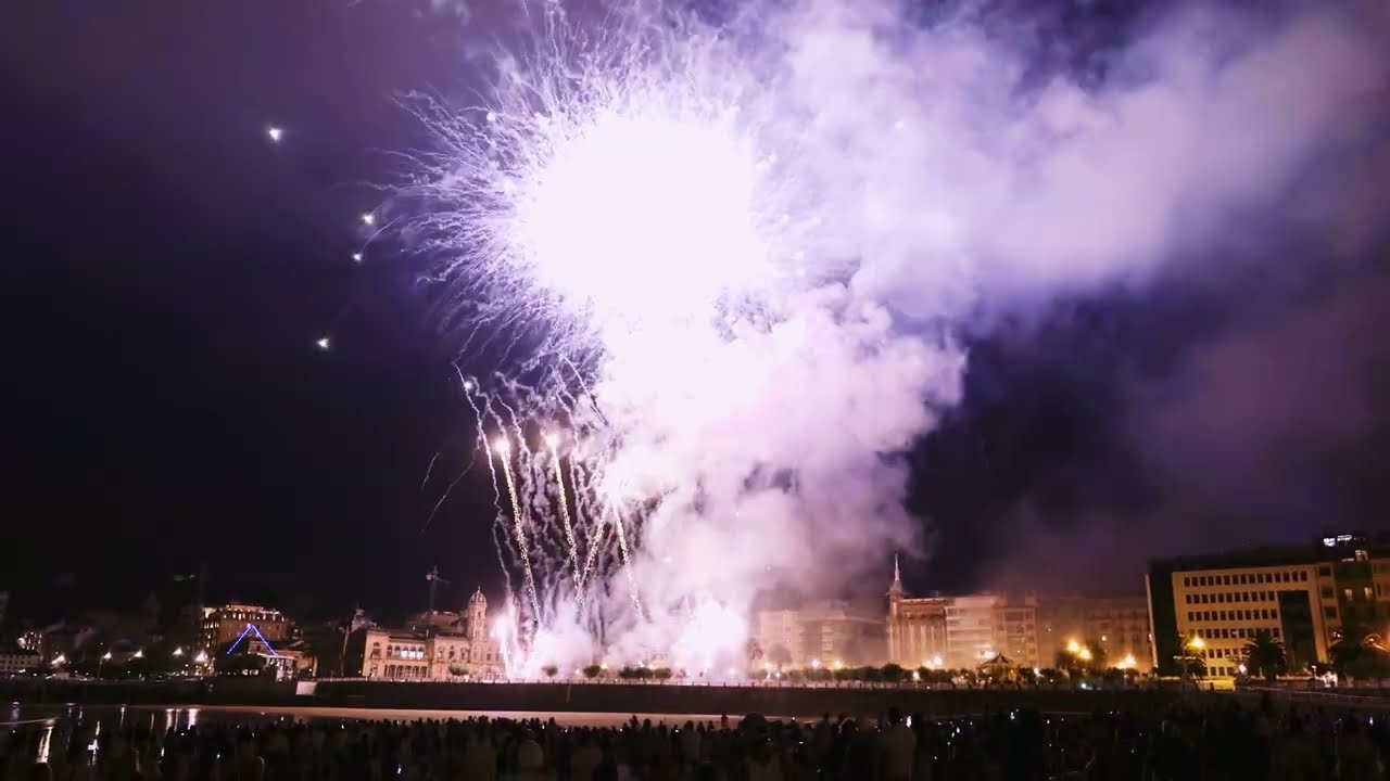 Fuegos Artificiales Semana Grande San Sebastián 2025 – Espectáculo en la Bahía de La Concha