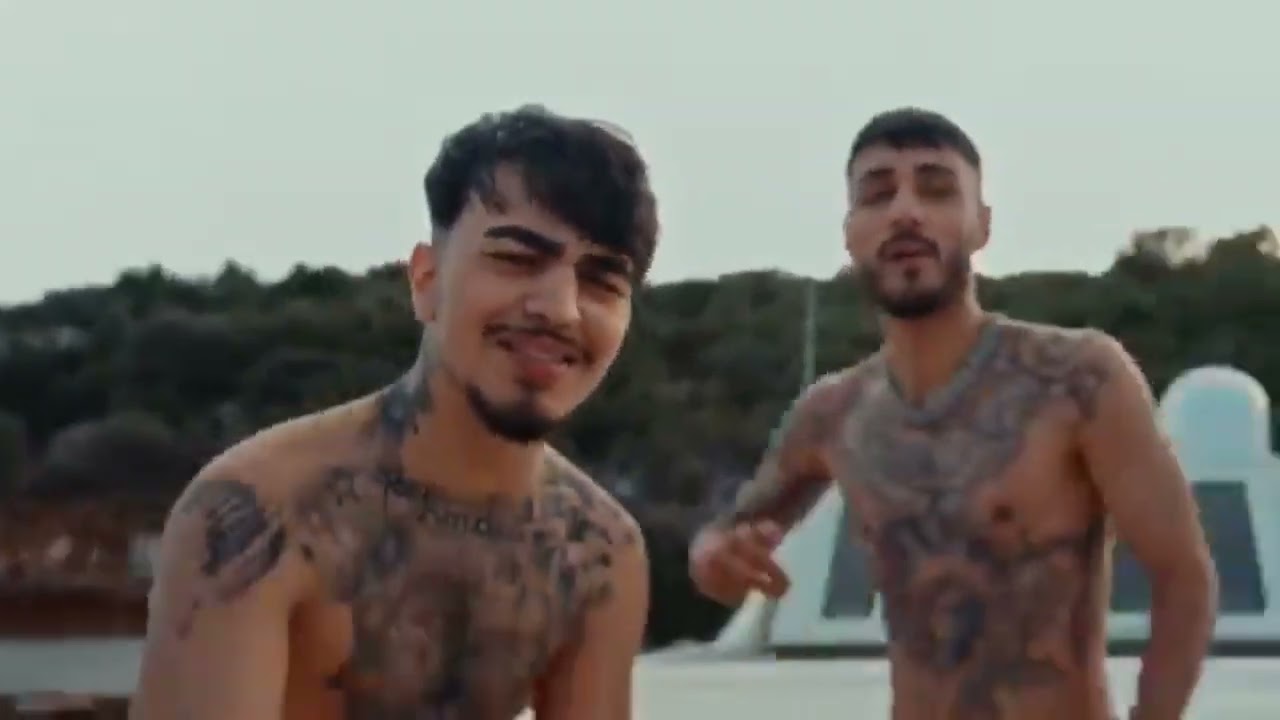 ALEYNA TİLKİ X JEFF RED X ERA7CAPONE X ALİZADE - CEVAPSIZ ÇINLAMA