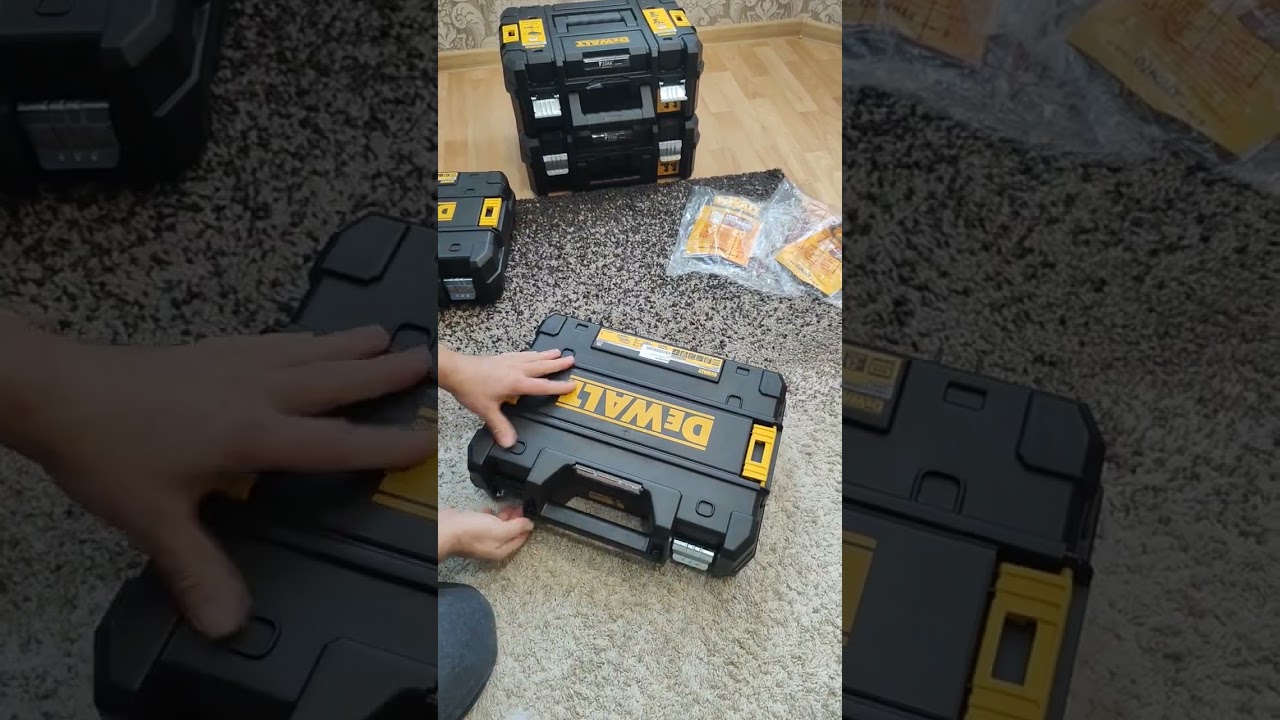 Кейс DEWALT TSTAK для хранения и транспортировки аккумуляторного инструмента