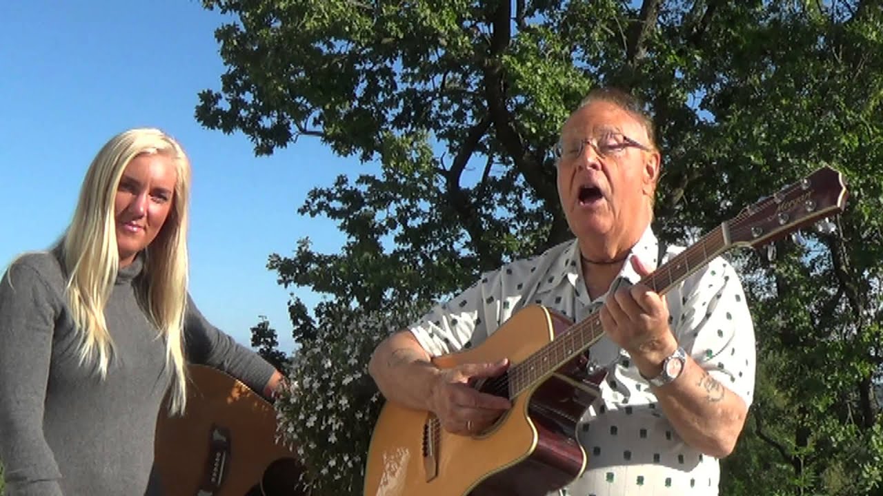 GLØM INTE BORT DOM FINA ÅREN (Musikkvideo/Ronald Holmberg)