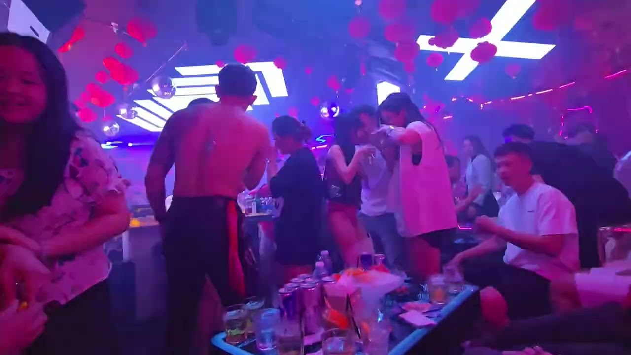 Tết 2024. Ăn tết trong Club 