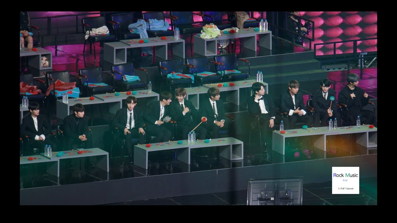 워너원(Wanna One) React to 임창정 무대 감상 [4K 60P 직캠]@190105 락뮤직