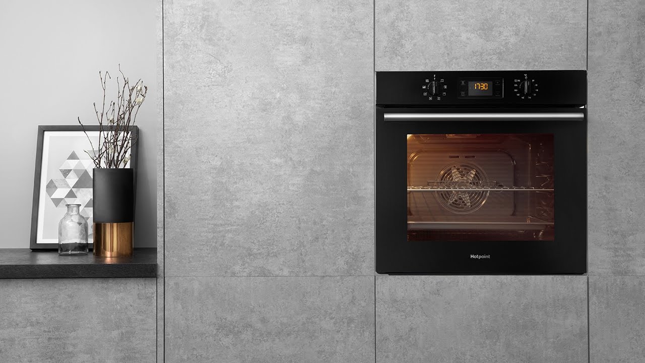 Hotpoint Class 2 SA2 540 H BL Built-in Oven
