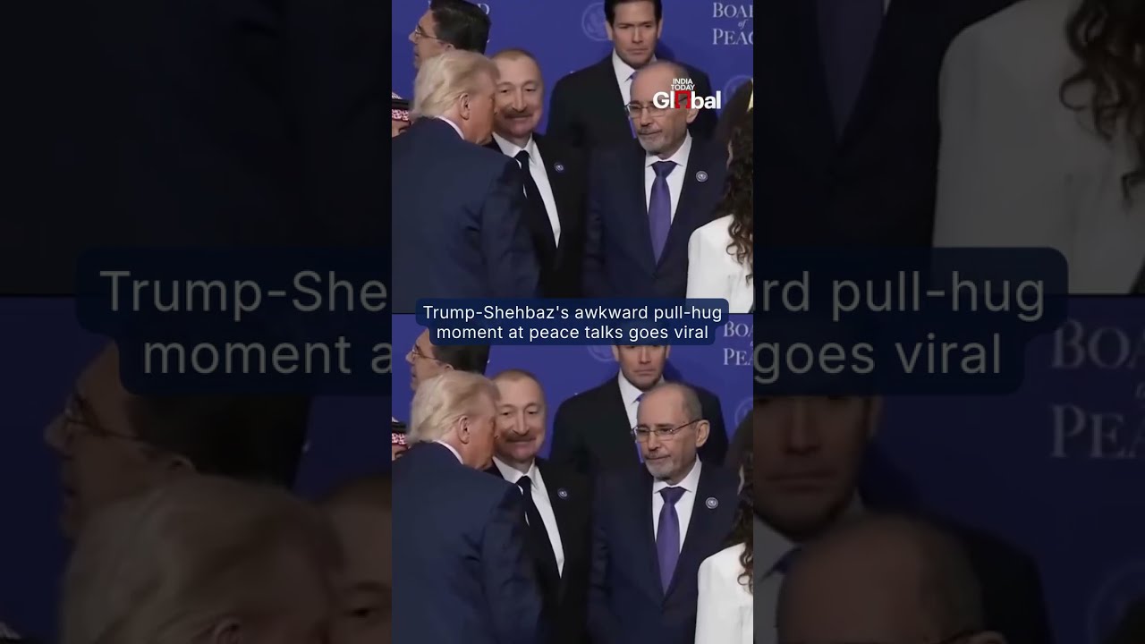 US Prez Trump Meets Pakistan PM In A Awkward Meeting #trump #pakistan #shehbazsharif #usashorts