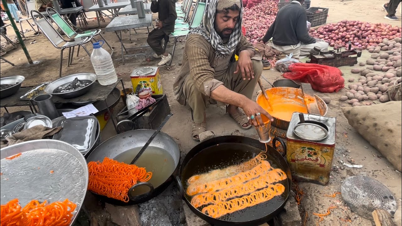 Jalebi wala | Street food jalebi making | #foodievlog