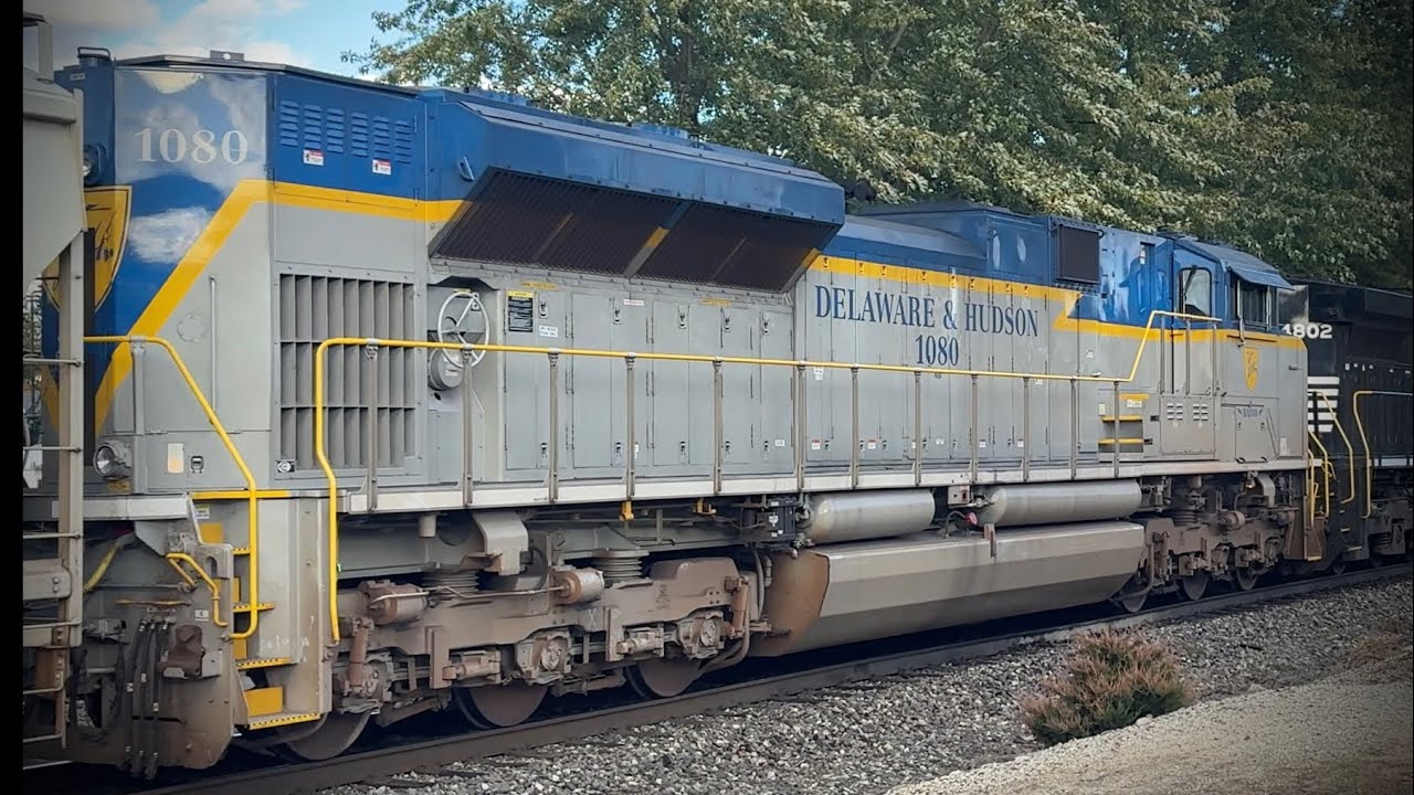 NS 1080 (Delaware & Hudson) on NS 123 10/23/25 #norfolksouthern #railroad #railfan 