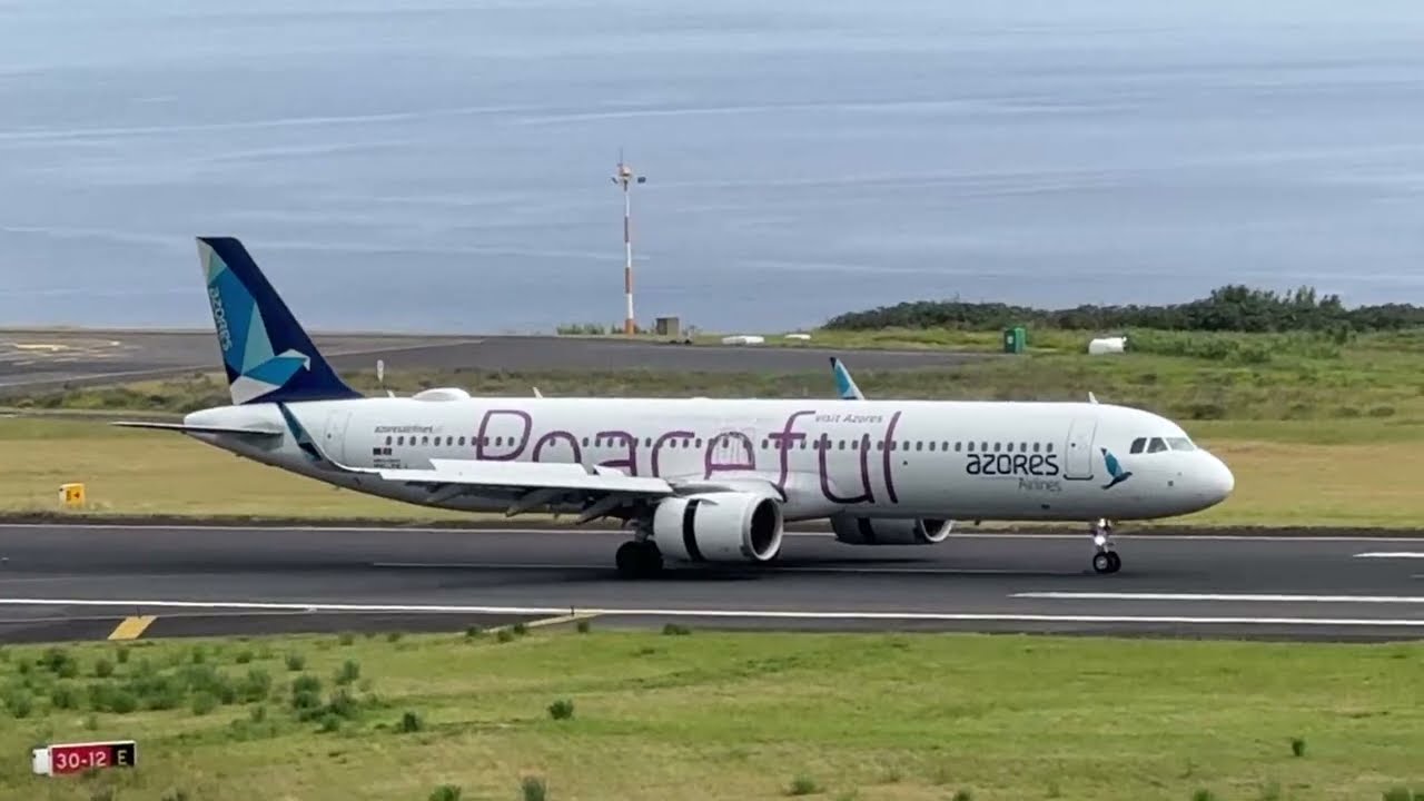 LIVE: Plane Spotting Airport PDL Ponta Delgada, Sao Miguel Azores Portugal - 20.06.2024