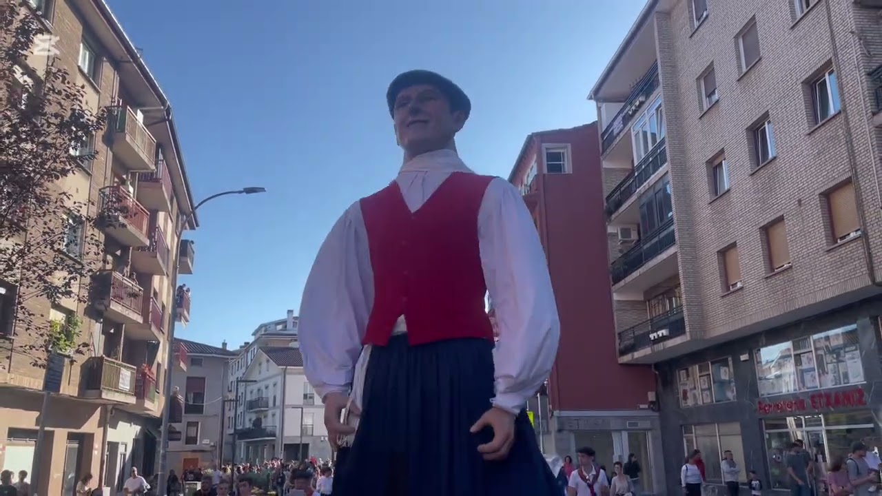 Gigantes de Urnieta en fiestas 2025