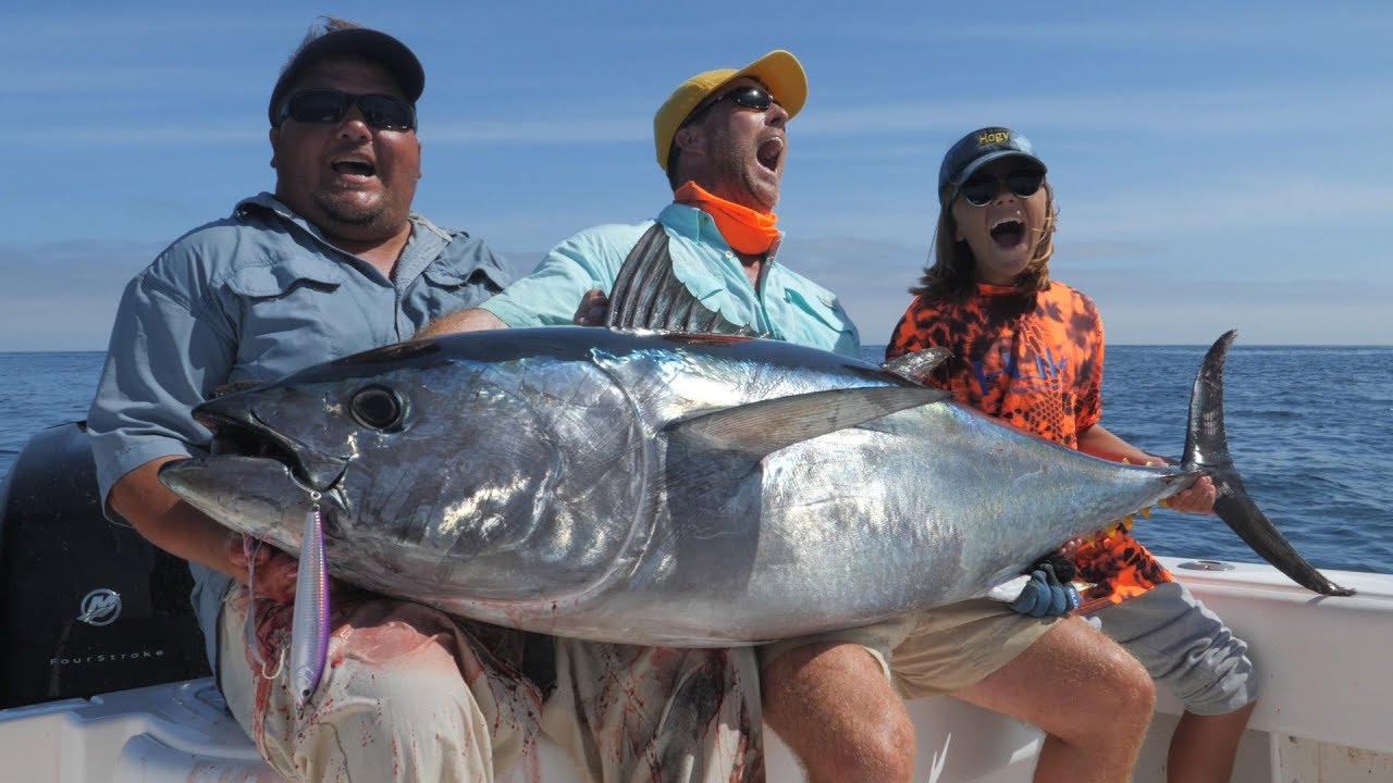 Topwater Bluefin Tuna Fishing in Cape Cod Bay with Riptide Charters