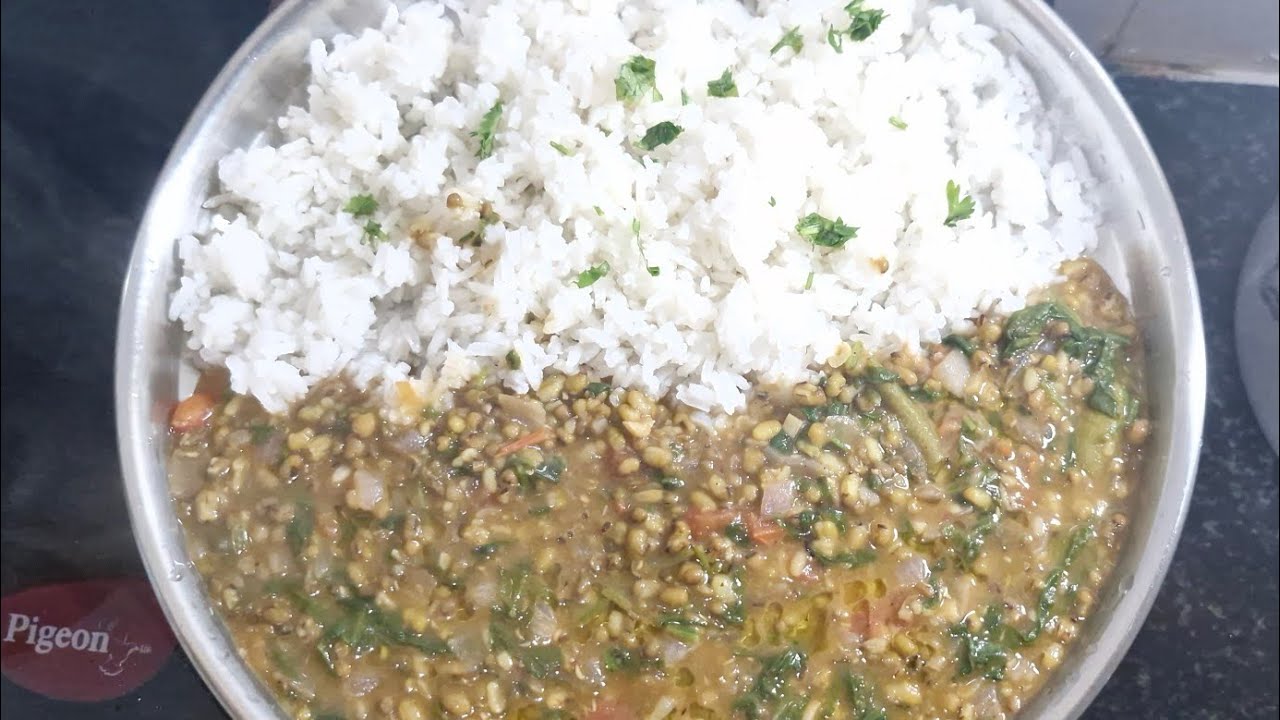 Easy & simple moong dal recipe |The Silent Swaad 💖