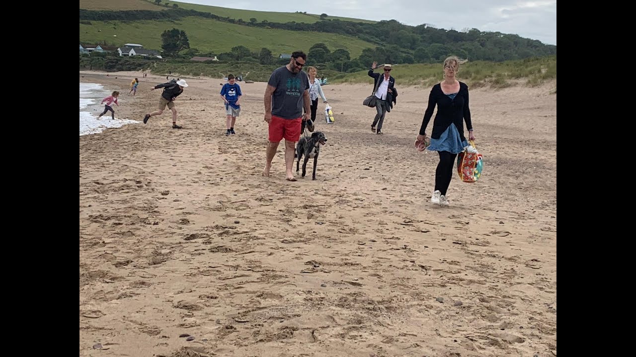 A GONKY ASCENDING. Taking Jean Earl back to Freshwater East
