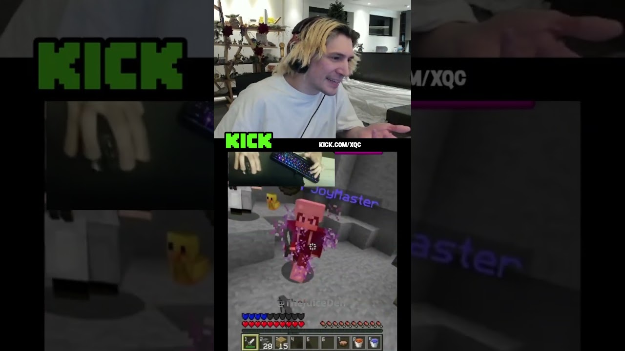xQc Reacts to #1 Ranked Minecraft Soup PvP Player