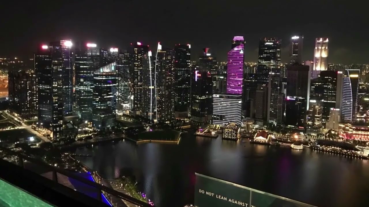 SkyPark -  Singapore 2022 - Life, Zivert