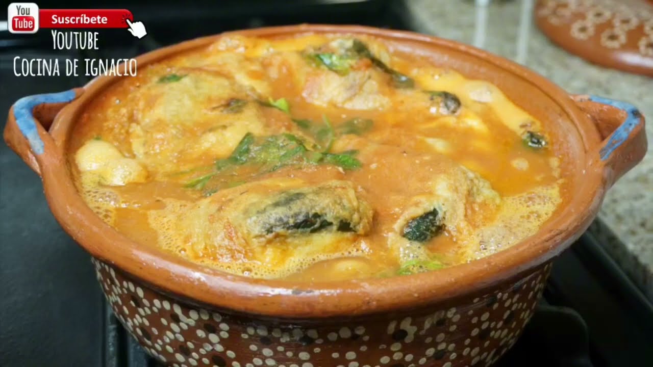 Chiles rellenos de queso fresco receta muy sabrosa y súper fácil. #recetasdecuaresma 
