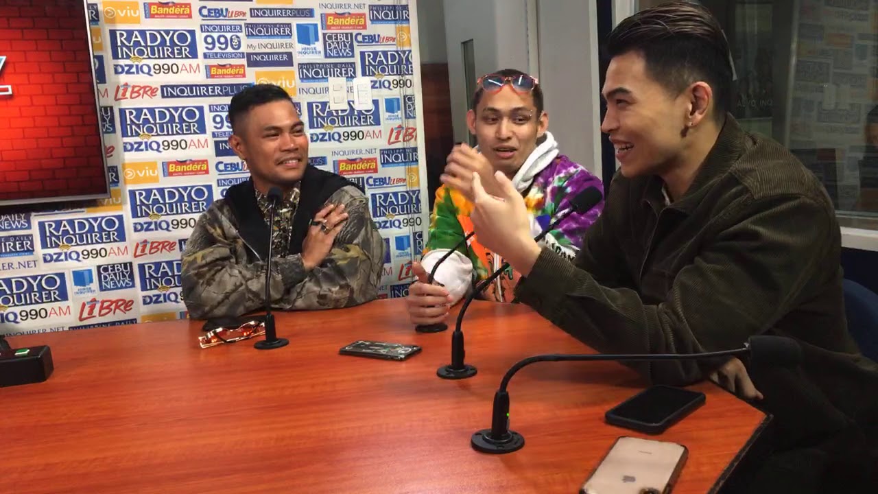 #ShowbizLive with guests Bugoy Drilon, Daryl Ong, Michael Pangilinan.