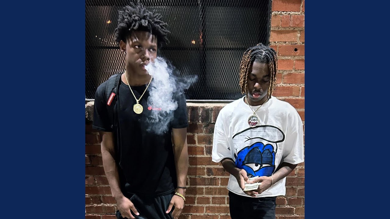 Bag Different (feat. Moneymaxx)