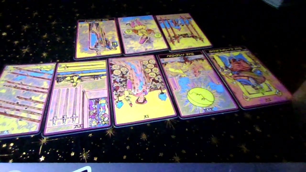 ⚠️A Dark spirited person in ur Fam will show their hand out of fear of what's next! #seer #2026 #fyp