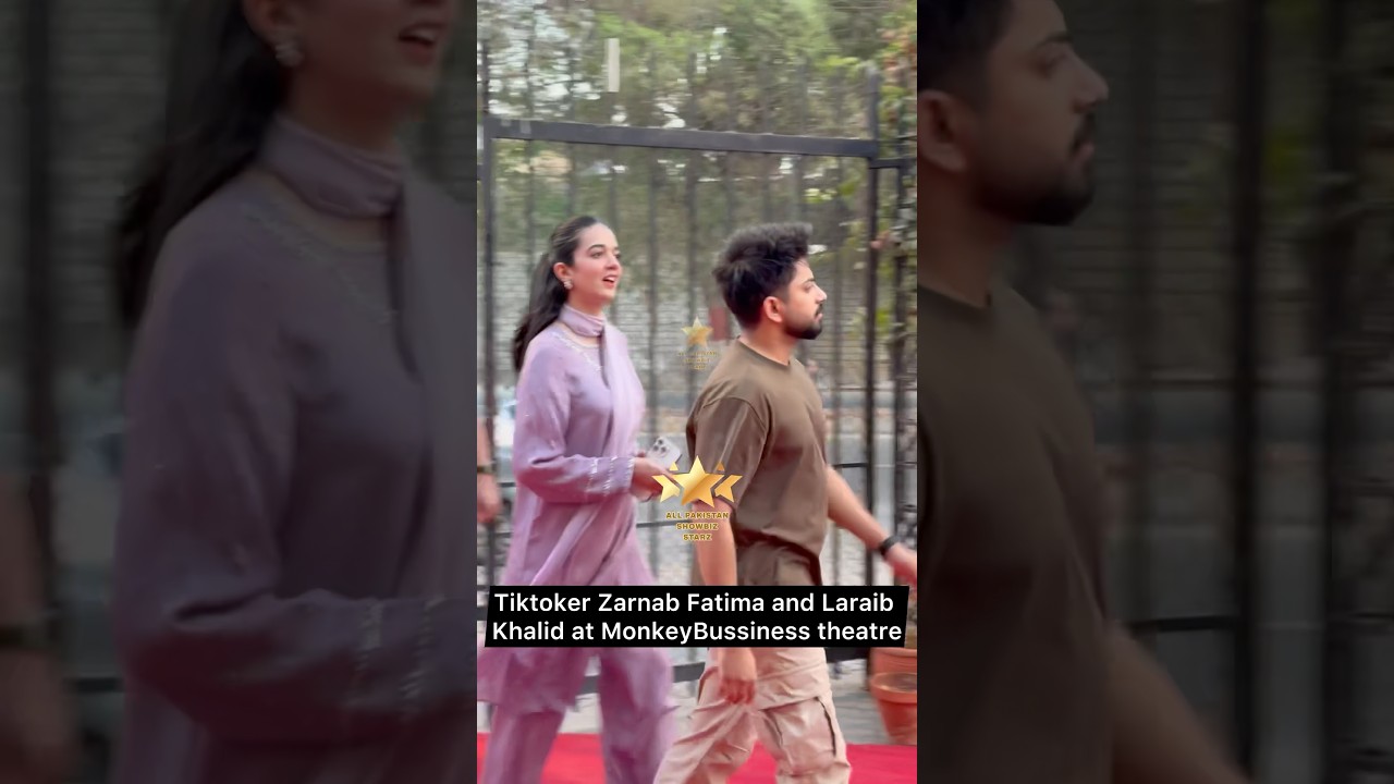 Tiktoker #laraibkhalid with his wife #ZarnabFatima at #MonkeyBussiness theatre play by #YasirHussain