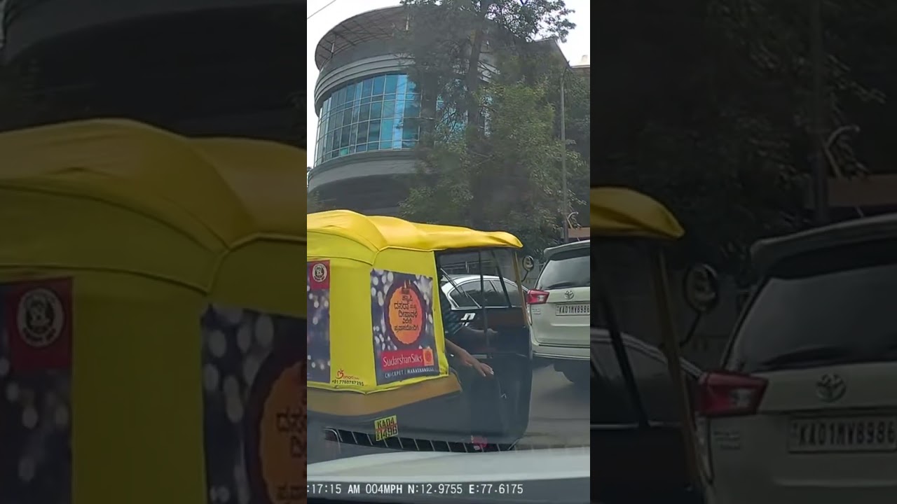 Auto rickshaw driver trying to hit car #bangalore #roadrage #worstdrivers @blrcitytraffic