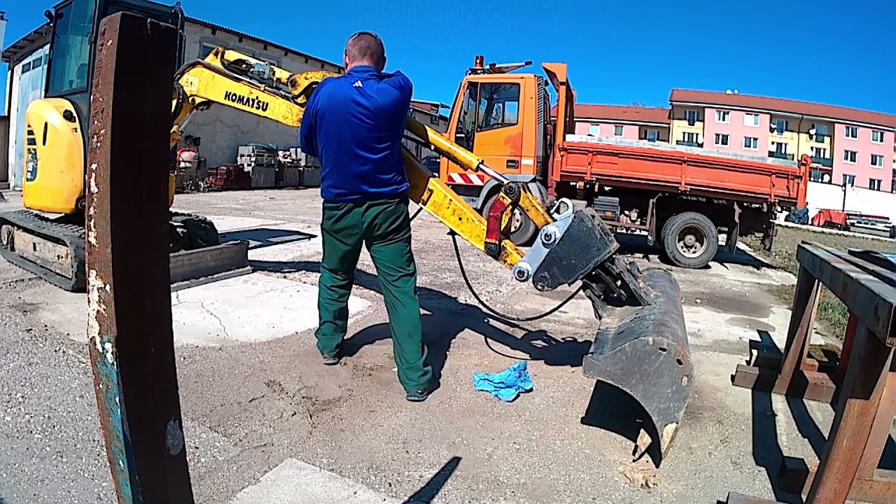 KOMATSU Pc 26 Excavator Repair   časť 3   minibáger