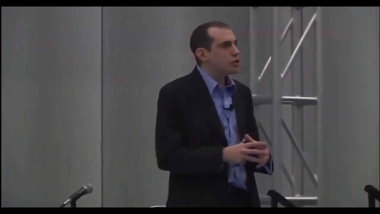 Andreas Antonopoulos explaining Bitcoin to an empty room when it was $100