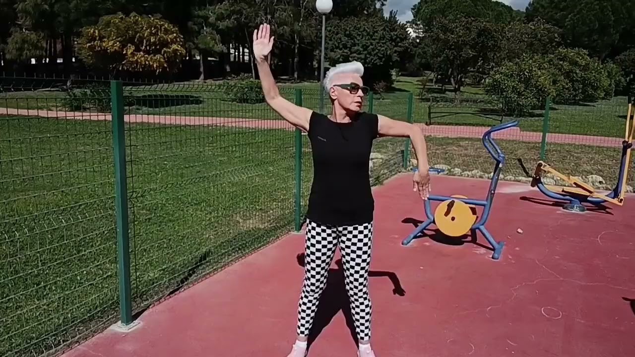 Фитнес против старости: Гимнастика для гибкости и силы!🤸💪🔥