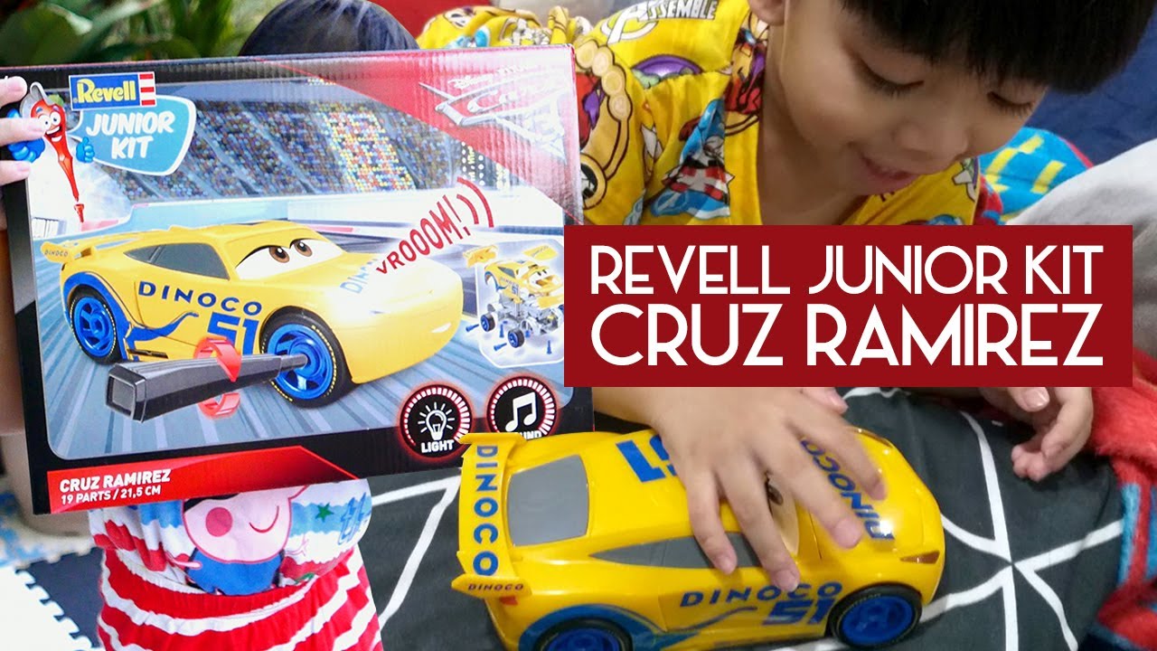 Disney Cars 3 Cruz Ramirez | Revell Junior Kit Car Assembly Toy | Toy Unboxing | Ben Play TV