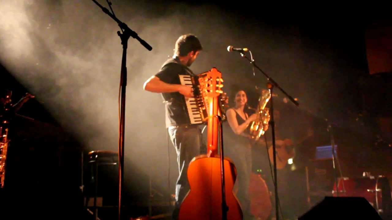 Les Ogres de Barback - Rue de Panam + intro - L'Observatoire (28/03/12)