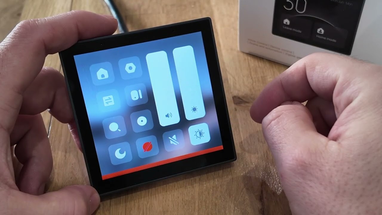 Mały panel Tuya WiFi Zigbee | Wygodne sterowanie smart domem bez telefonu :)