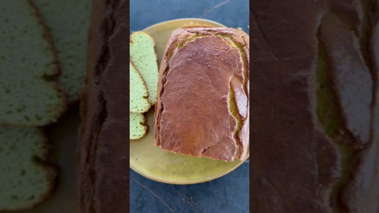 Pan keto de aguacate