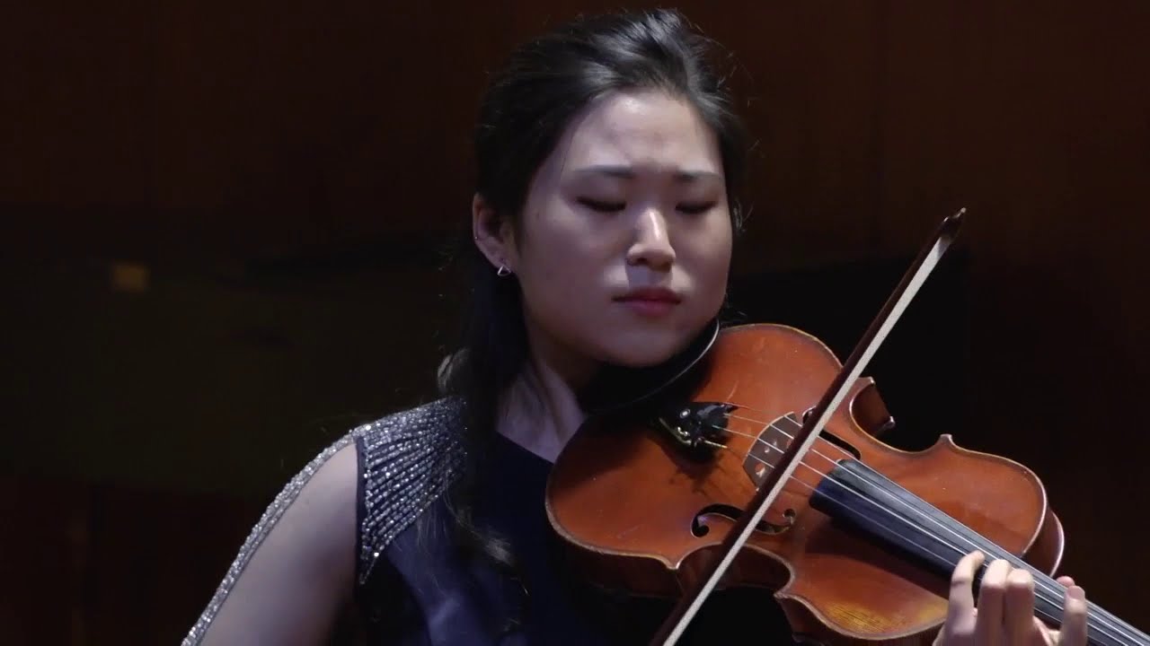 Max Reger - Suite for Viola Solo No.1 in G minor Op.131d