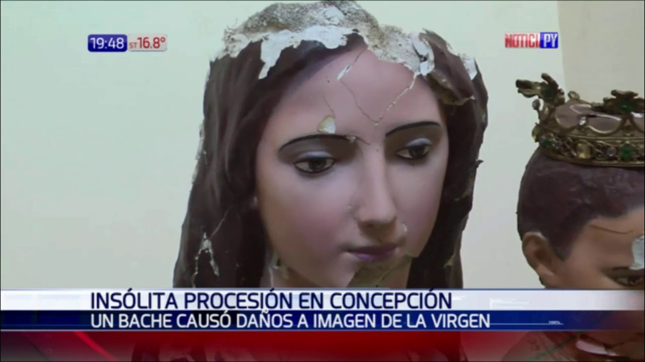 Interrumpieron procesión por virgen que cayó tras pisar bache