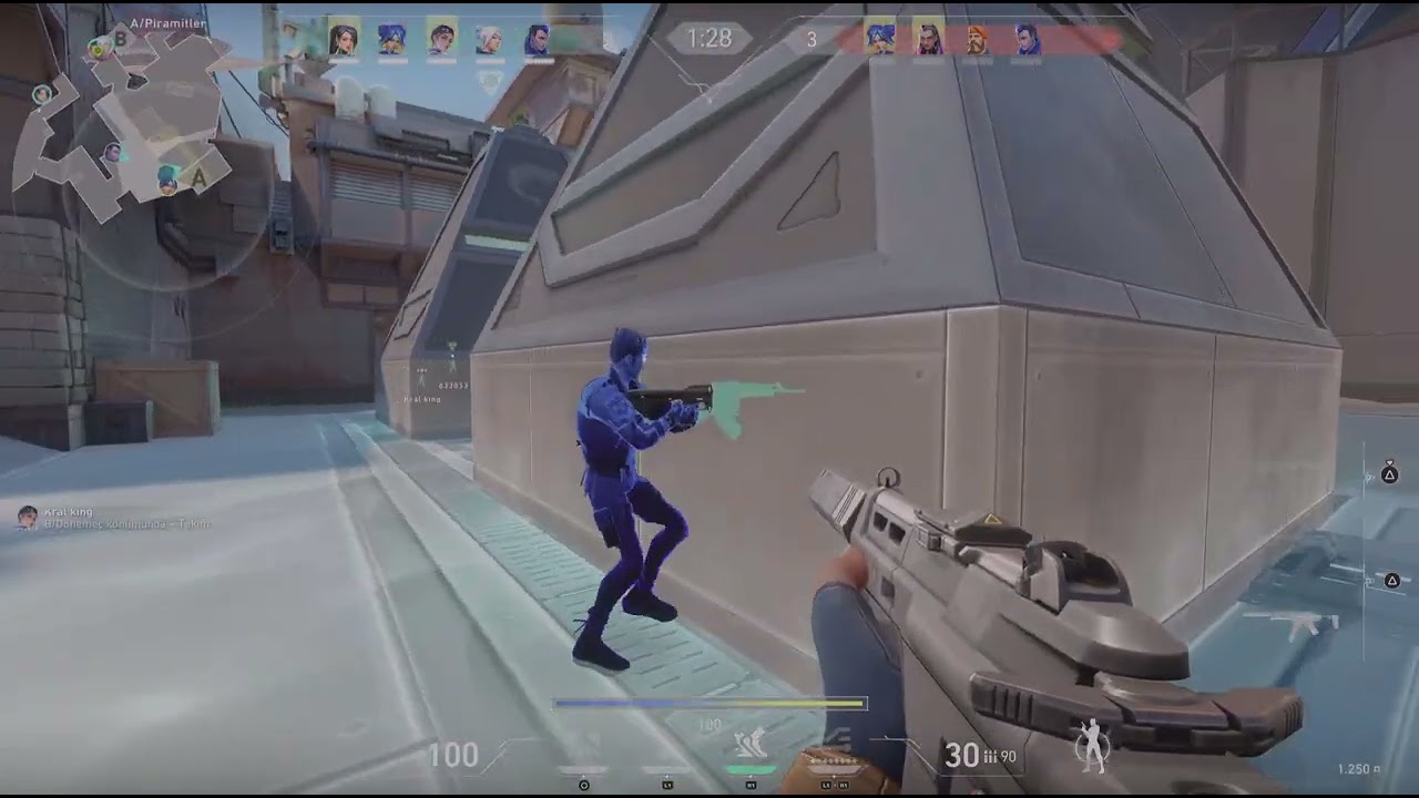 VALORANT başka takımla oynadım