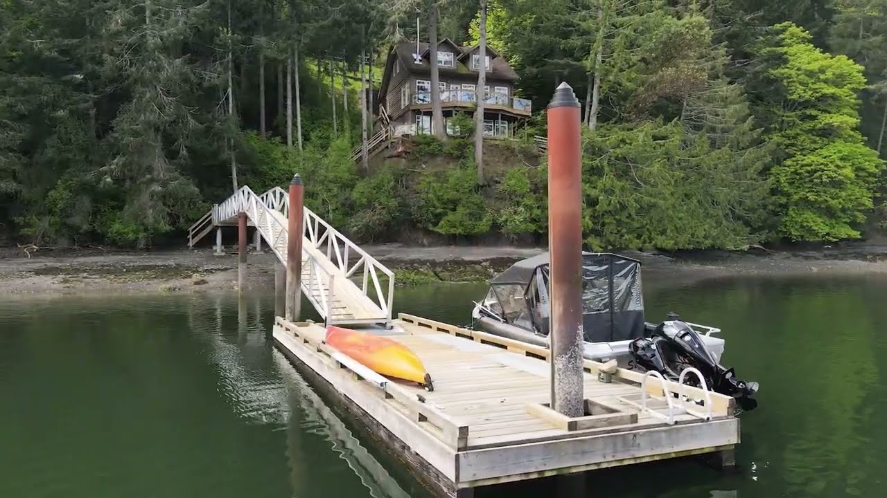 124 Little Mountain Rd, Waterfront home with dock for sale on Salt Spring Island.