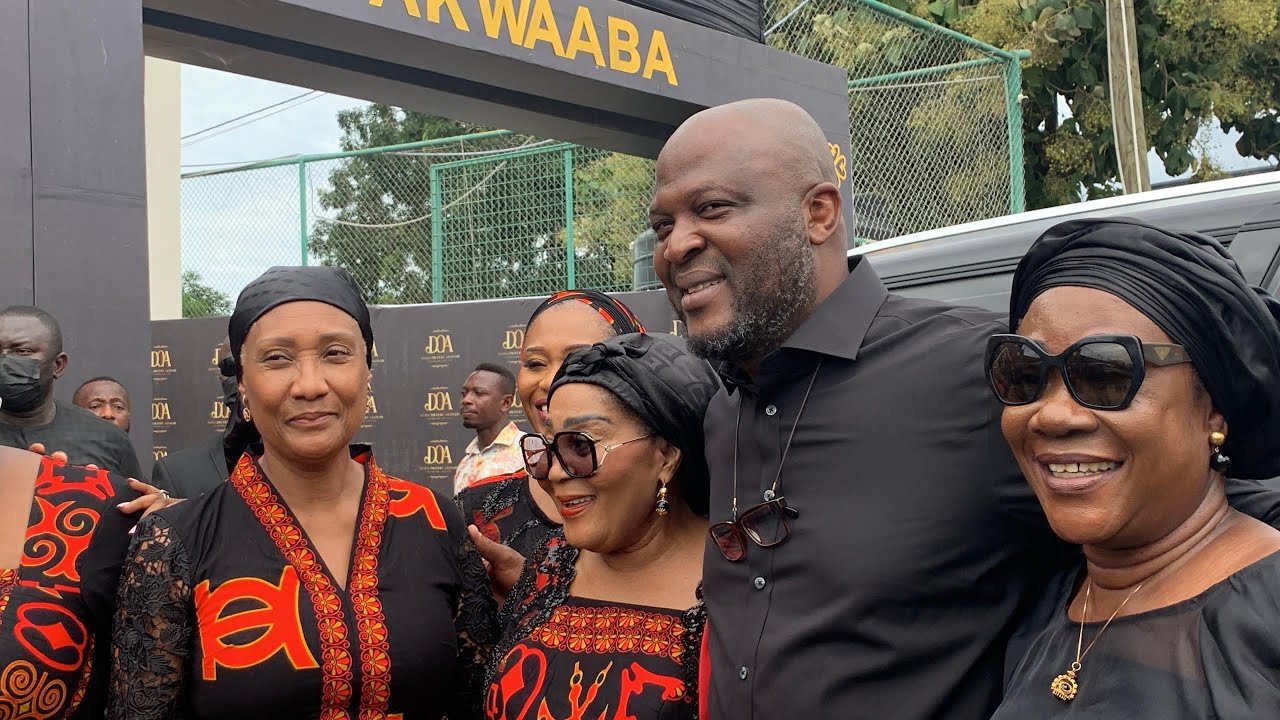 MONEY SWEET! Ibrahim Mahama & wife,Lordina Mahama Donated huge at sister’s in law Funeral💵❤️
