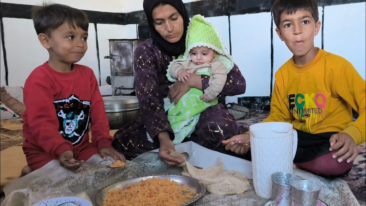 The beautiful nomadic life; from cooking delicious food to digging a well to build a toilet