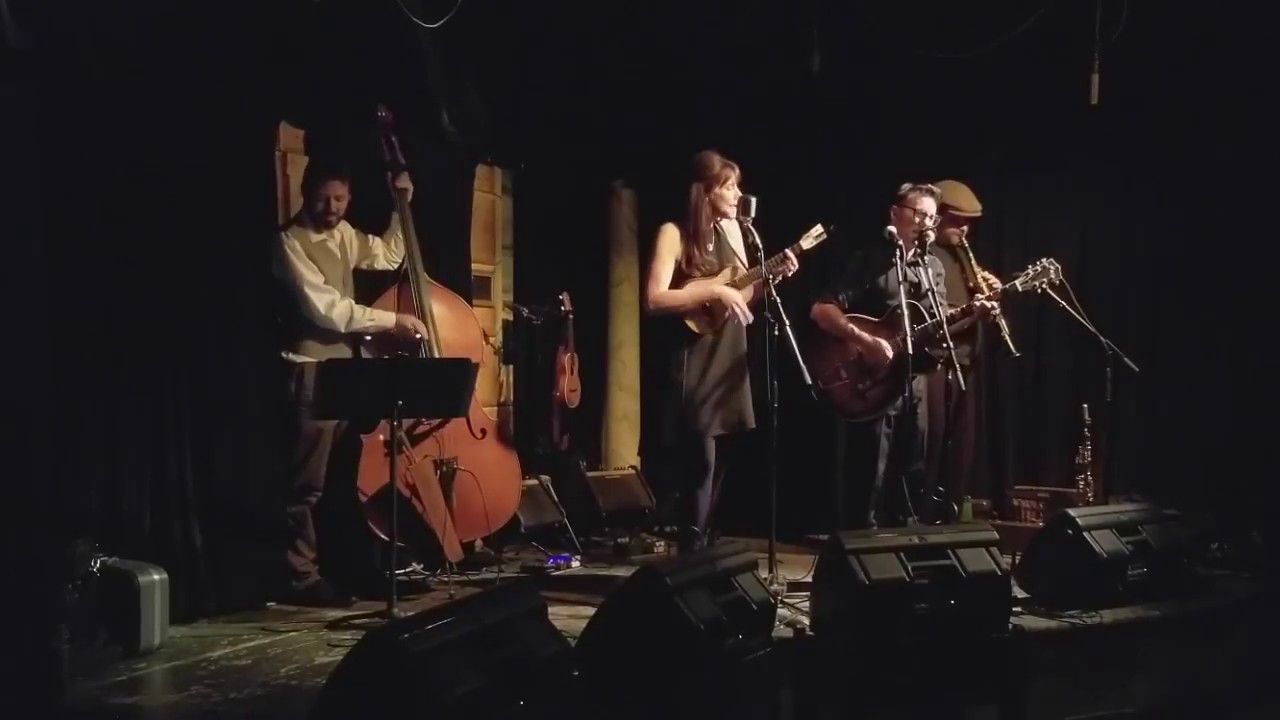 'Electricity' - by Victor & Penny (live at Avo's in Fort Collins, CO)