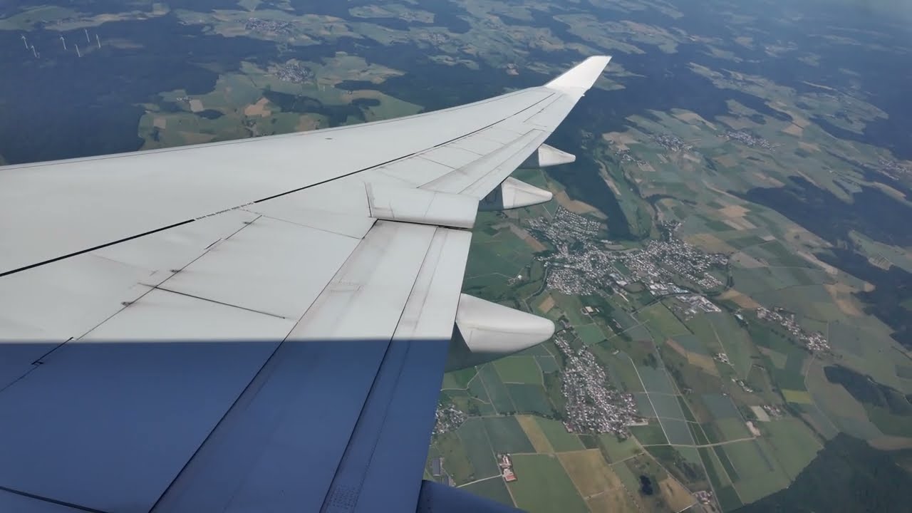 4K | Lufthansa 747 400 Landing Frankfurt