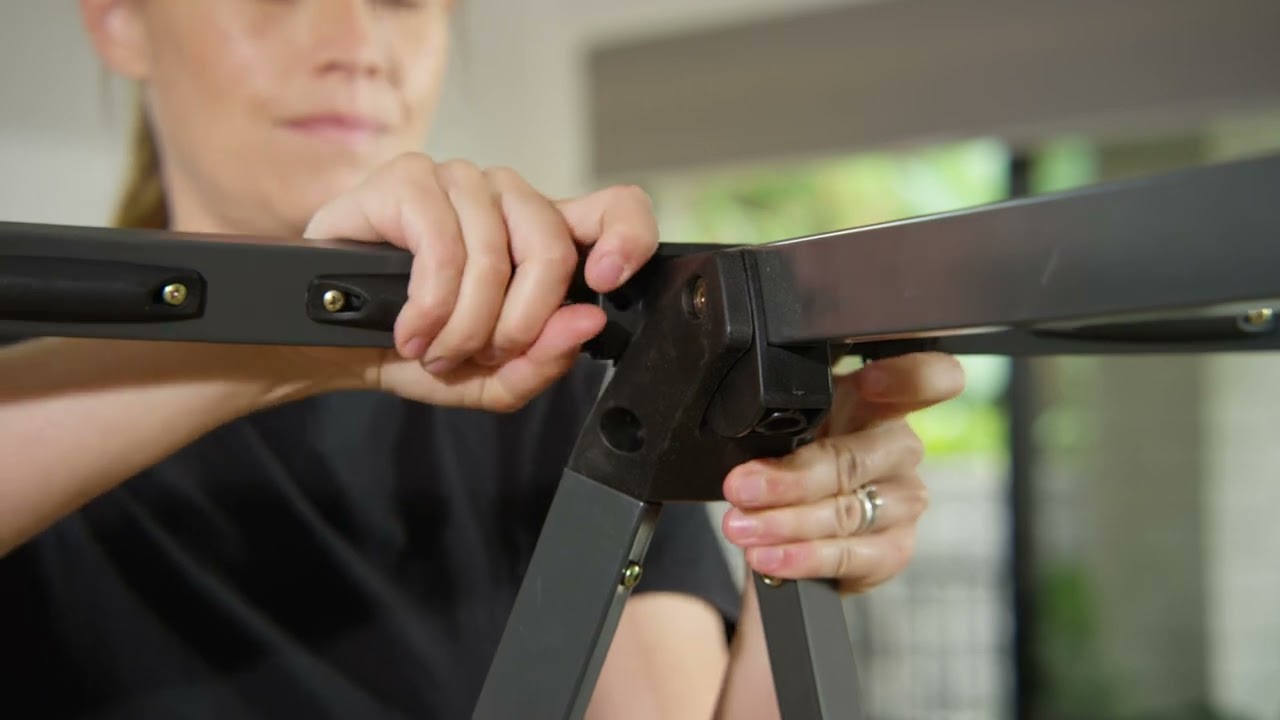 Hills Portable Clothesline 170 & 120 - Installation Video