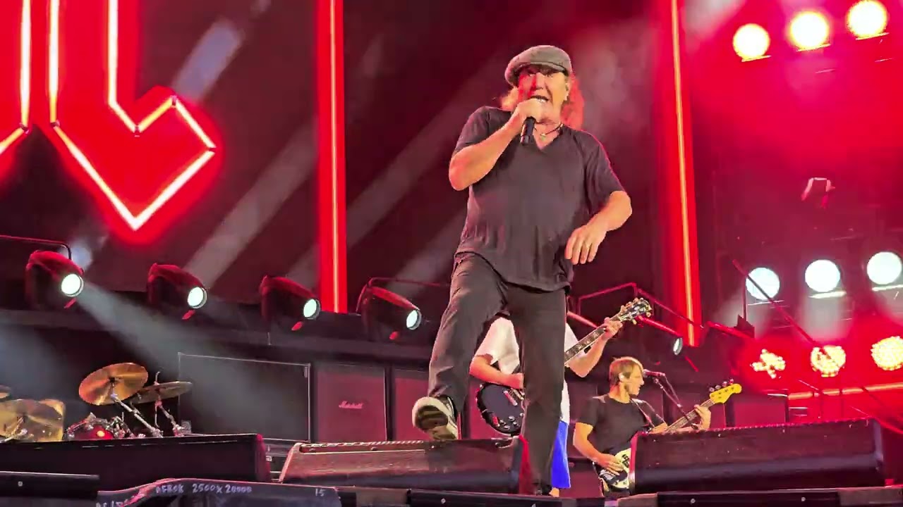 AC/DC - Shot In The Dark - Live München 12.06.2024 Olympiastadion Munich POWER UP TOUR - FRONT ROW
